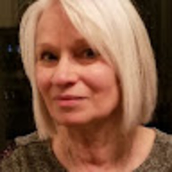 Meet your Posher, Shirley - Picture 1 of 1